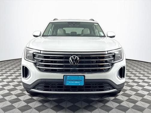 2025 Volkswagen Atlas 2.0T SE w/Technology 4MOTION