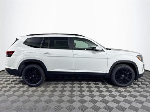 2025 Volkswagen Atlas 2.0T SE w/Technology 4MOTION