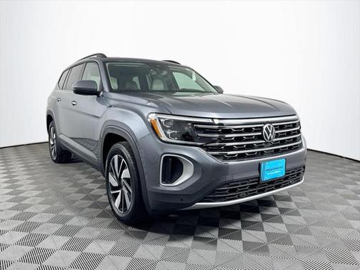 2025 Volkswagen Atlas 2.0T SE w/Technology 4MOTION