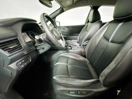 2020 Nissan Leaf SL PLUS 62 kWh