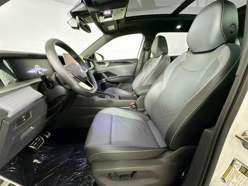 2025 Volkswagen Tiguan 2.0T SE R-Line Black 4MOTION