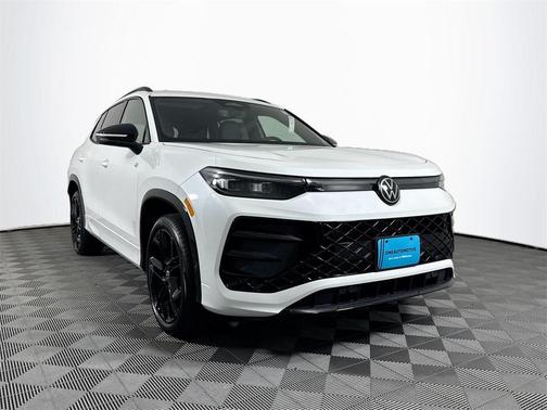 2025 Volkswagen Tiguan 2.0T SE R-Line Black 4MOTION