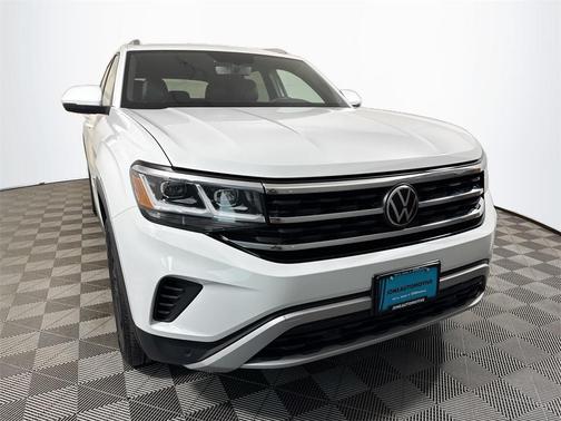 2023 Volkswagen Atlas Cross Sport 2.0T SE w/Technology 4MOTION