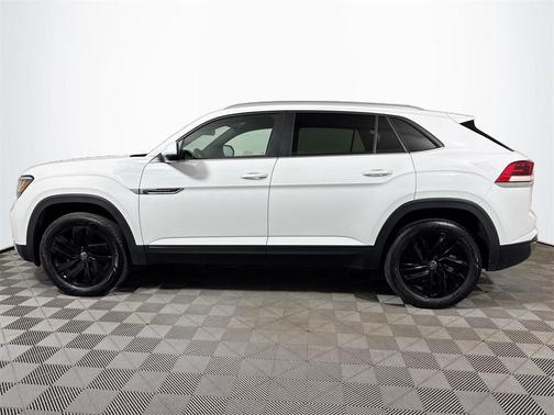 2023 Volkswagen Atlas Cross Sport 2.0T SE w/Technology 4MOTION