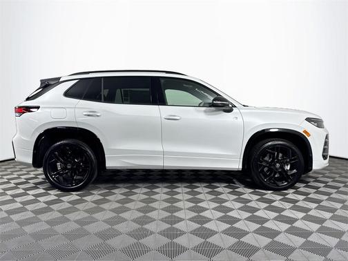 2025 Volkswagen Tiguan 2.0T SE R-Line Black 4MOTION