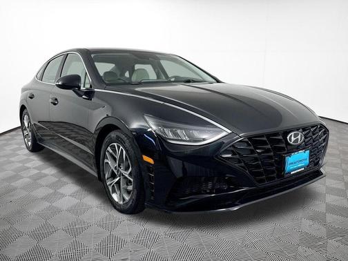 Phantom Black 2022 Hyundai SONATA SEL