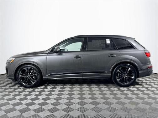 2025 Audi Q7 55 Premium Plus