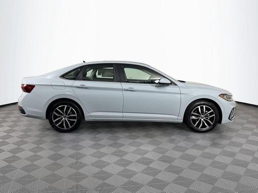 Gray 2026 Volkswagen Jetta 1.4T SE
