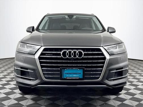 2019 Audi Q7 45 Premium Plus