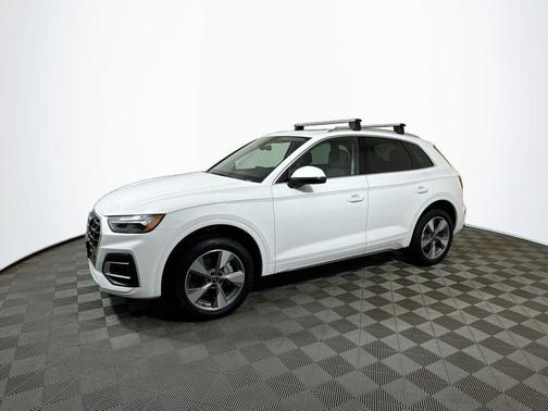 2023 Audi Q5 40 Premium Plus