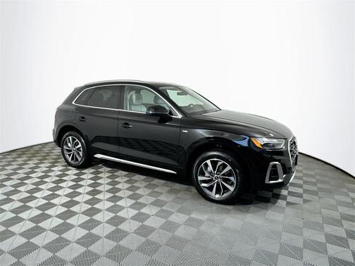 2025 Audi Q5 45 S line Premium Plus