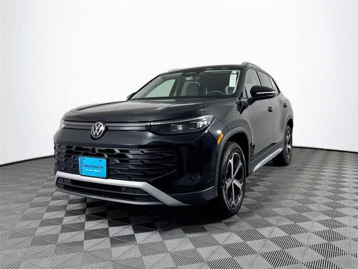 2025 Volkswagen Tiguan 2.0T SE 4MOTION