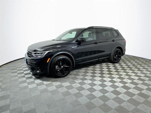 2024 Volkswagen Tiguan 2.0T SE R-Line Black 4MOTION