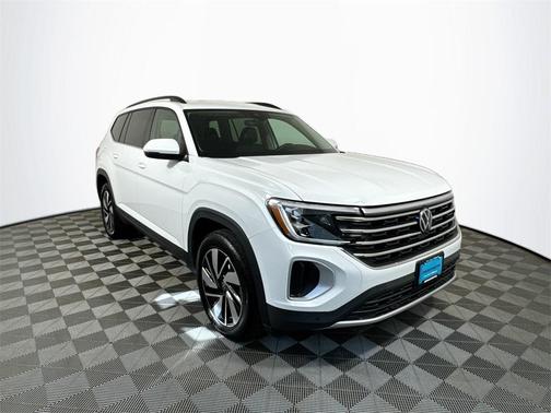 2025 Volkswagen Atlas 2.0T SE w/Technology 4MOTION