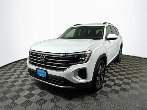 2025 Volkswagen Atlas 2.0T SE w/Technology 4MOTION