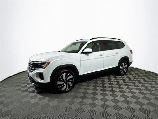 2025 Volkswagen Atlas 2.0T SE w/Technology 4MOTION