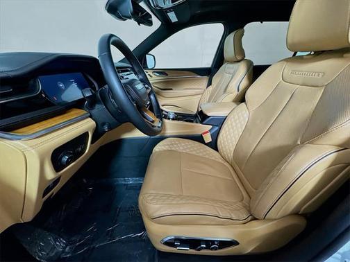 2022 Jeep Grand Cherokee L Summit Reserve