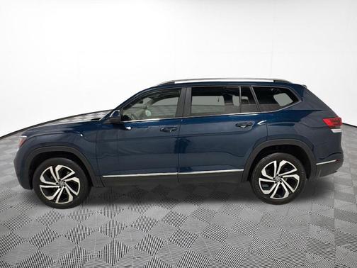 Tourmaline Blue Metallic 2023 Volkswagen Atlas 3.6L SEL