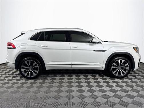 2023 Volkswagen Atlas Cross Sport 3.6L V6 SEL Premium R-Line