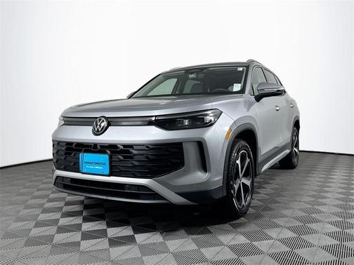 2025 Volkswagen Tiguan 2.0T SE 4MOTION