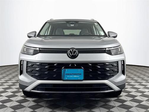 2025 Volkswagen Tiguan 2.0T SE 4MOTION