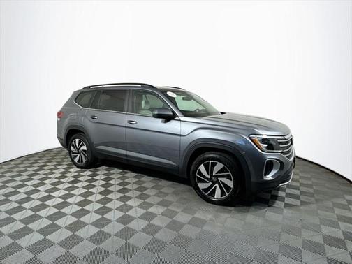 2024 Volkswagen Atlas 2.0T SE w/Technology 4MOTION