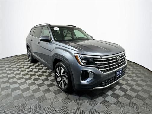 2024 Volkswagen Atlas 2.0T SE w/Technology 4MOTION