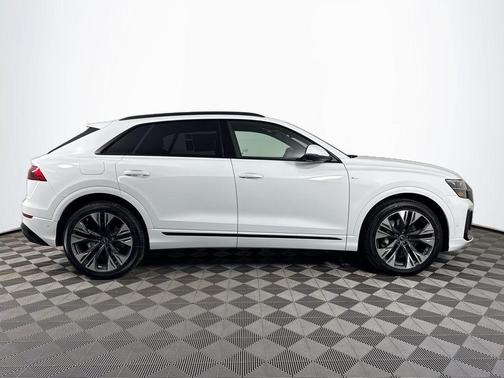 2026 Audi Q8 55 Premium Plus