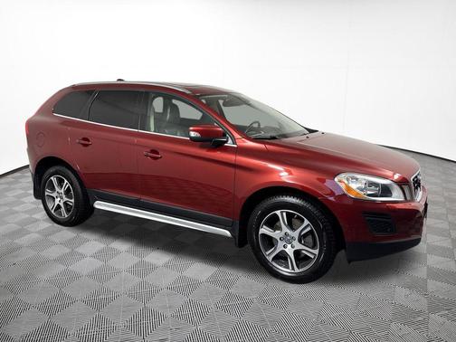 Flamenco Red Metallic 2011 Volvo XC60 T6