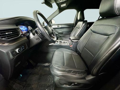 Star White Metallic Tri-Coat 2020 Ford Explorer Limited