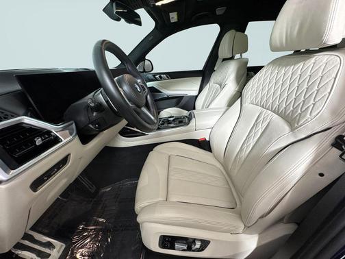 Tanzanite Blue II Metallic 2025 BMW X7 M60i
