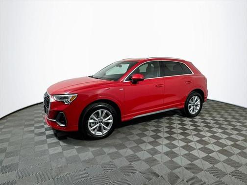2024 Audi Q3 Premium 45 TFSI S line quattro Tiptronic