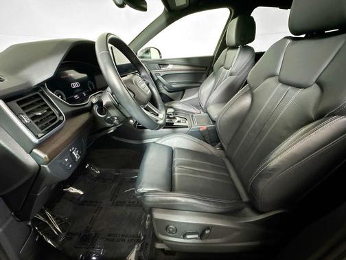 2021 Audi Q5 45 Premium Plus