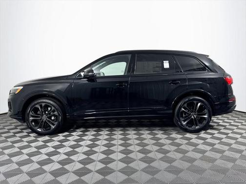 2025 Audi Q7 55 Premium Plus