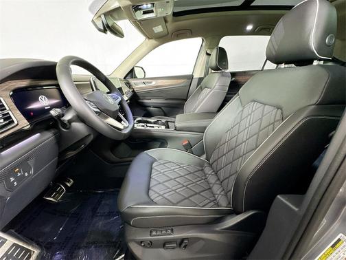 2026 Volkswagen Atlas 2.0T SEL Premium R-Line 4MOTION