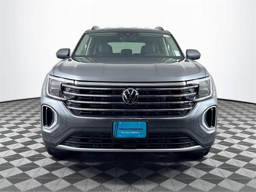 2025 Volkswagen Atlas 2.0T SE w/Technology 4MOTION