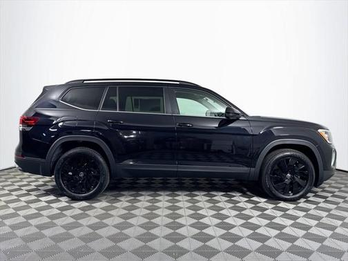 2025 Volkswagen Atlas 2.0T SE w/Technology 4MOTION