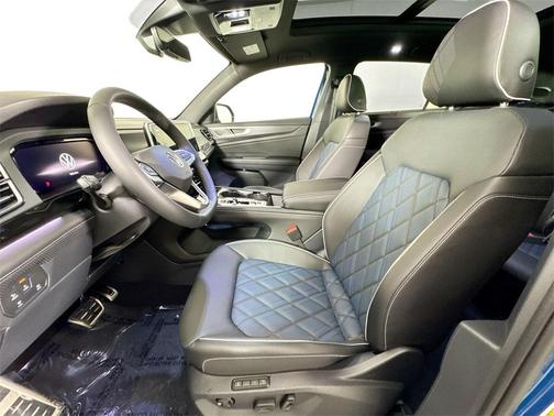 2026 Volkswagen Atlas Cross Sport 2.0T SEL Premium