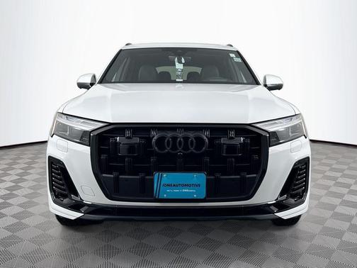 White 2025 Audi Q7 55 Prestige