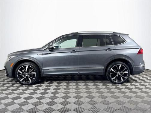 2022 Volkswagen Tiguan 2.0T SEL R-Line 4MOTION