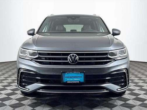 2022 Volkswagen Tiguan 2.0T SEL R-Line 4MOTION