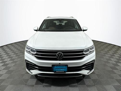 2022 Volkswagen Tiguan 2.0T SEL R-Line 4MOTION