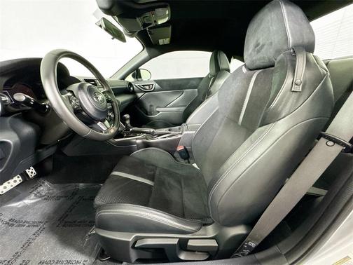 2023 Toyota GR86 Premium