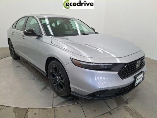 Solar Silver Metallic 2025 Honda Accord SE