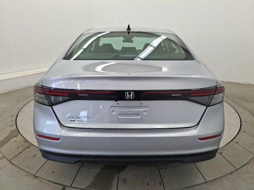 Solar Silver Metallic 2025 Honda Accord SE