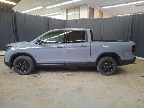 Sonic Gray Pearl 2026 Honda Ridgeline Black Edition