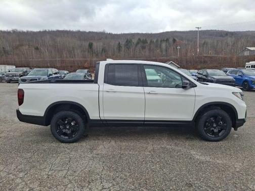 Platinum White Pearl 2026 Honda Ridgeline Black Edition