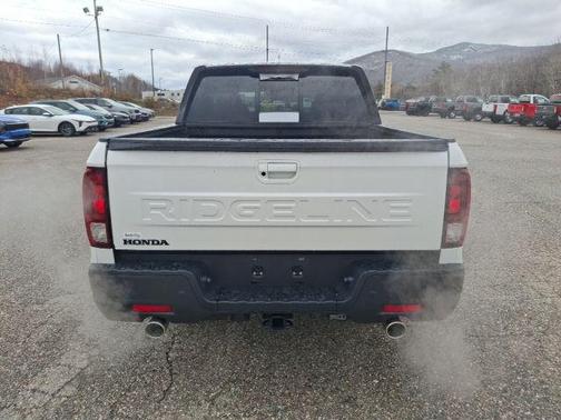 Platinum White Pearl 2026 Honda Ridgeline Black Edition