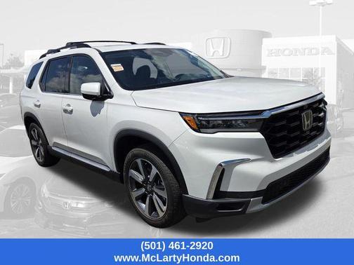 Platinum White Pearl 2024 Honda Pilot Elite
