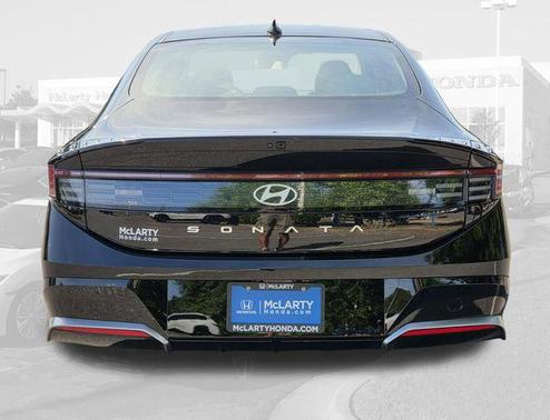 Abyss Black 2025 Hyundai SONATA SEL